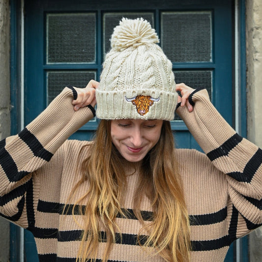 Highland Cow Beanie in Cream